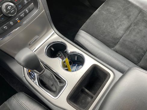 Used 2018 Jeep Grand Cherokee Altitude image 26