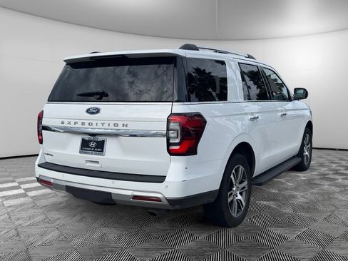 Used 2024 Ford Expedition Limited image 5