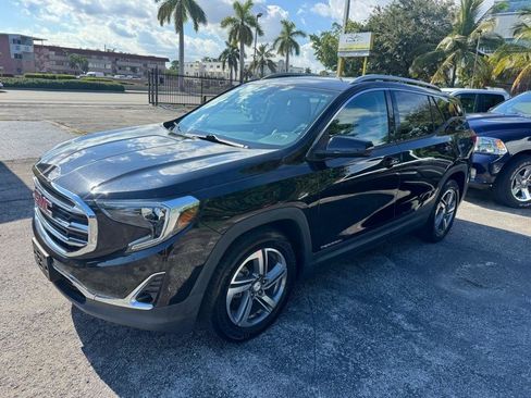 Used 2019 GMC Terrain SLT FWD image 2
