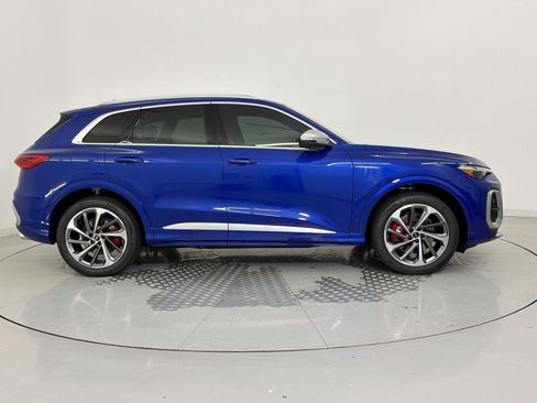 New 2026 Audi SQ5 Premium Plus AWD/4WD image 8