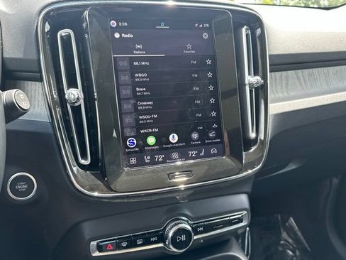 Certified 2026 Volvo XC40 B5 Plus AWD/4WD image 21