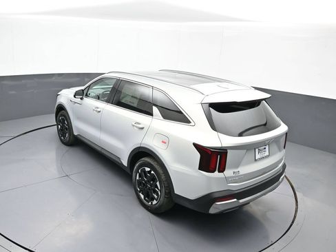 New 2026 Kia Sorento S FWD image 41
