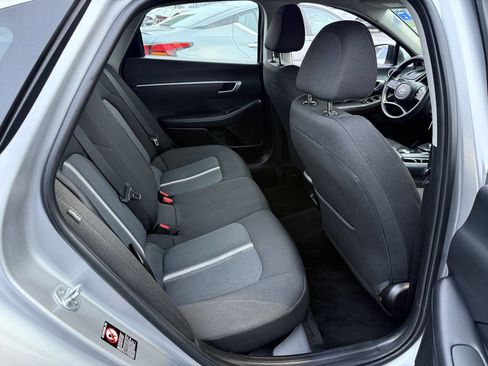 Used 2021 Hyundai Sonata SE image 15