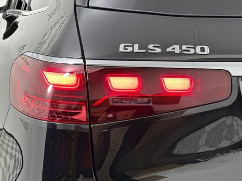 Certified 2026 Mercedes-Benz GLS 450 4MATIC image 36