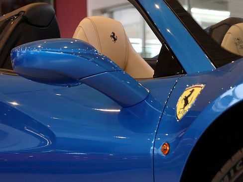 Certified 2017 Ferrari 488 Spider RWD image 13