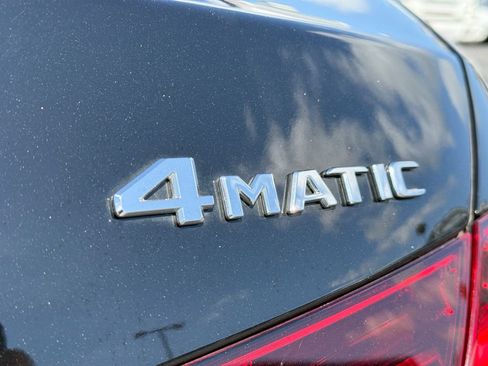 Used 2025 Mercedes-Benz C 300 4MATIC Sedan image 10