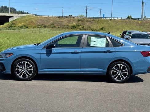 New 2026 Volkswagen Jetta Sport FWD image 6