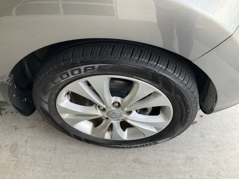 Used 2016 Kia Soul + image 27