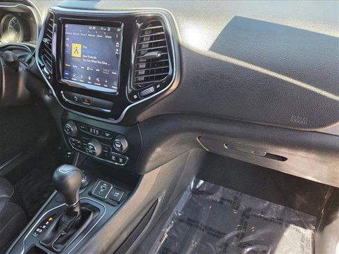 Used 2019 Jeep Cherokee High Altitude AWD/4WD image 20