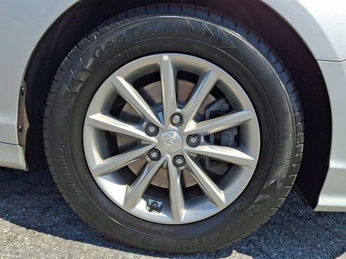 Used 2019 Hyundai Sonata SE FWD image 8