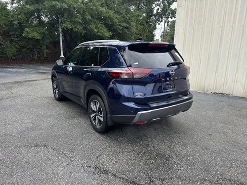 Used 2024 Nissan Rogue SL FWD image 7