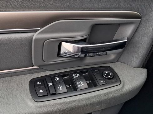 Certified 2019 RAM 1500 Warlock AWD/4WD image 16
