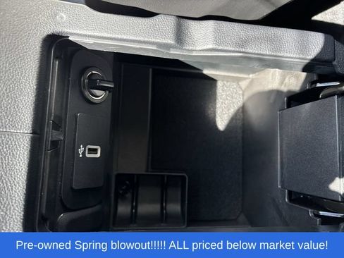 Used 2022 Ford Mustang Shelby GT500 w/ Carbon Fiber Track Pack RWD image 29