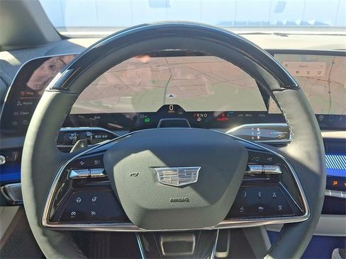 New 2025 Cadillac Optiq Sport 1 image 18
