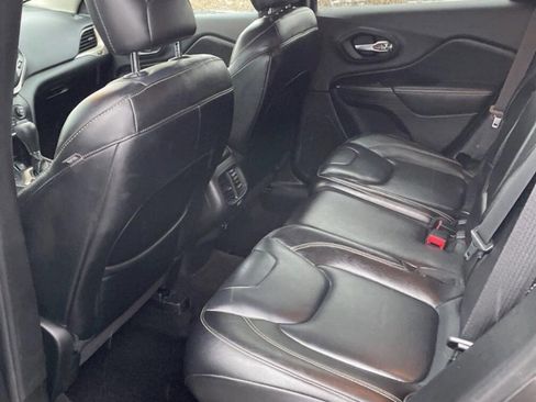 Used 2014 Jeep Cherokee Limited w/ Trailer Tow Group image 10