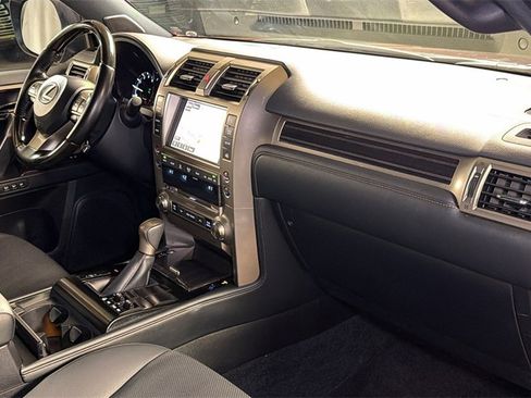 Certified 2021 Lexus GX 460 Premium w/ Premium Package image 11