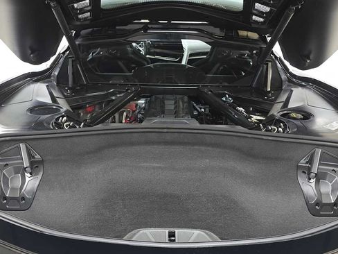 Used 2026 Chevrolet Corvette Stingray Coupe w/ 1LT RWD image 16