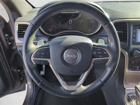 Used 2017 Jeep Grand Cherokee Laredo w/ Quick Order Package 23E image 16