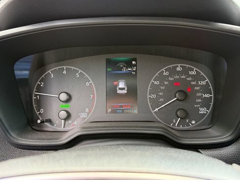 Used 2023 Toyota Corolla Cross AWD Hybrid w/ Moonroof Package image 25