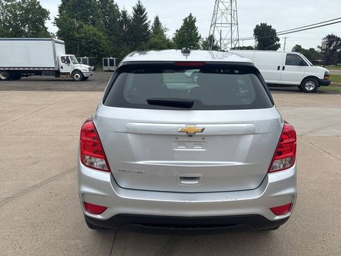 Used 2017 Chevrolet Trax LS AWD/4WD image 5