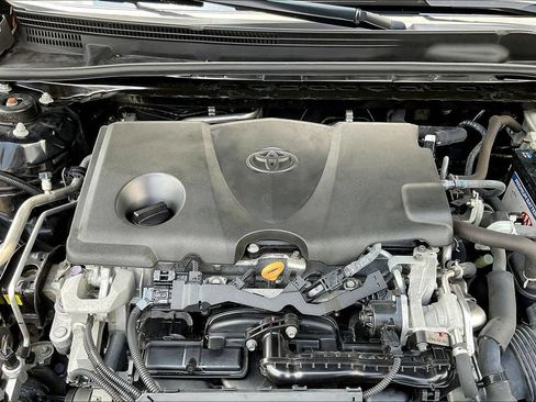 Used 2019 Toyota Camry SE FWD image 26