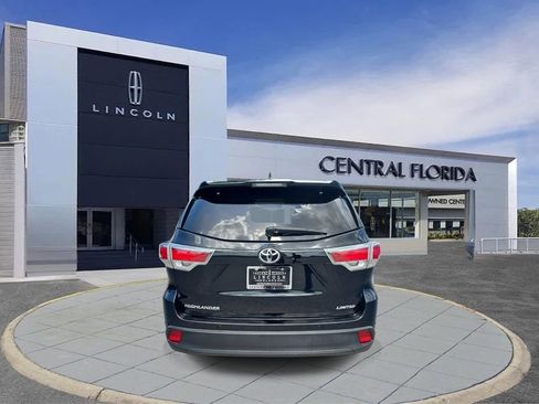 Used 2016 Toyota Highlander Limited FWD image 4