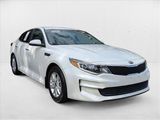 Used 2018 Kia Optima LX image 3