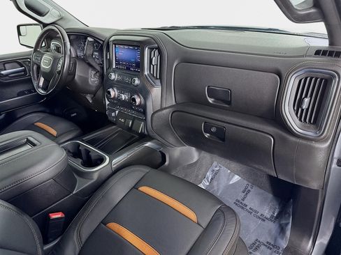 Certified 2021 GMC Sierra 1500 AT4 w/ AT4 Preferred Package image 31