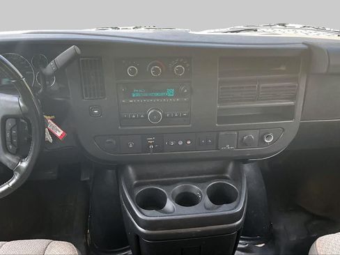 Used 2021 Chevrolet Express 3500 w/ Power Convenience Package RWD image 7