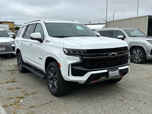 Used 2021 Chevrolet Tahoe Z71 w/ Z71 Off-Road Package AWD/4WD image 2