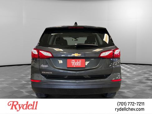 Used 2019 Chevrolet Equinox LS image 4