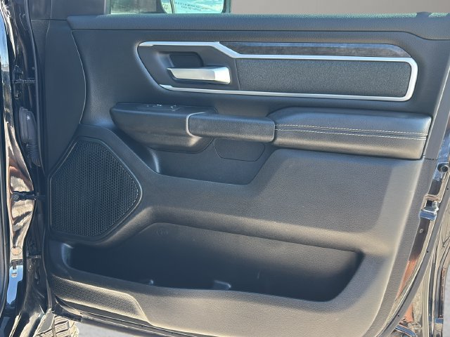 Used 2020 RAM 1500 Big Horn AWD/4WD image 12
