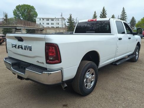 Used 2025 RAM 3500 Tradesman AWD/4WD image 9