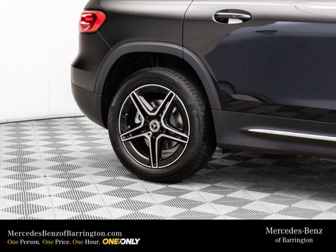New 2026 Mercedes-Benz GLB 250 4MATIC image 35