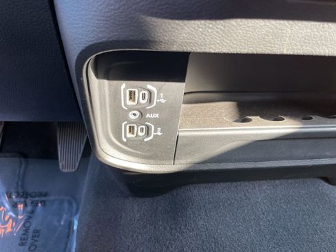 Used 2024 RAM 2500 Big Horn image 20