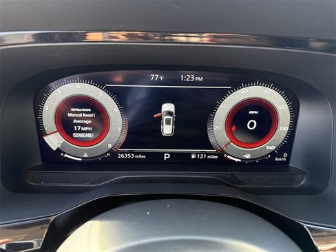 Used 2023 Nissan Pathfinder Platinum w/ Lighting Package (N93) image 17