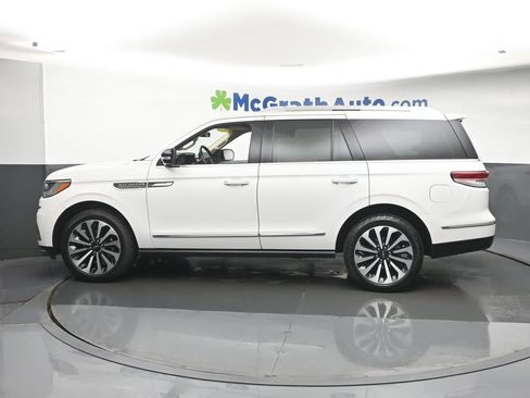 Used 2023 Lincoln Navigator Reserve AWD/4WD image 24