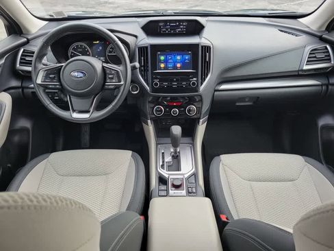 Used 2023 Subaru Forester Premium image 33