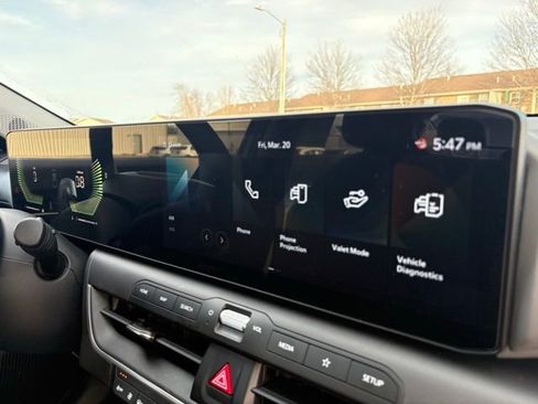 Used 2025 Kia K4 FWD image 14
