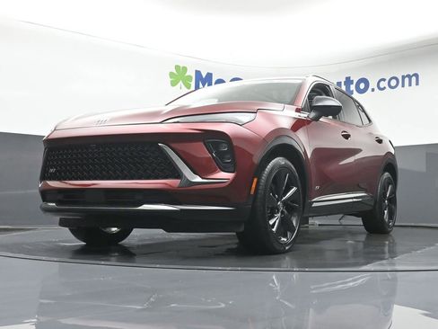 Used 2024 Buick Envision Sport Touring image 6