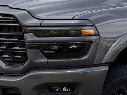 New 2026 RAM 2500 Limited AWD/4WD image 18