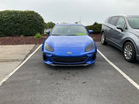 Used 2024 Subaru BRZ Premium RWD image 2