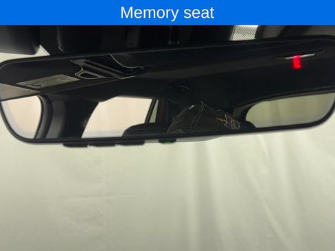 New 2026 Subaru Outback Limited AWD/4WD image 32