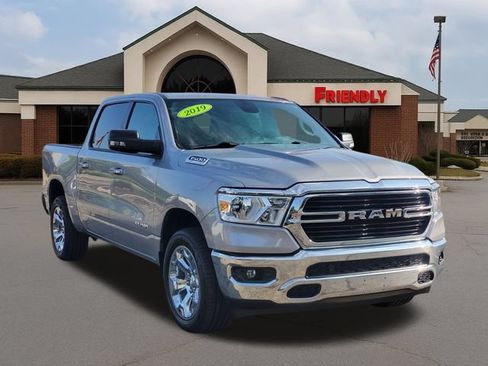 Used 2019 RAM 1500 Big Horn AWD/4WD image 2
