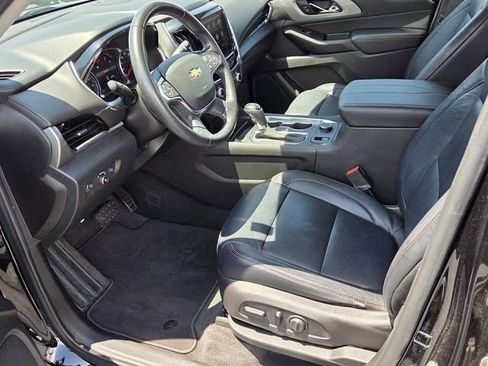 Used 2020 Chevrolet Traverse LT FWD image 10