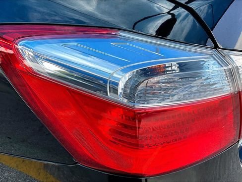 Used 2015 Honda Accord EX image 29