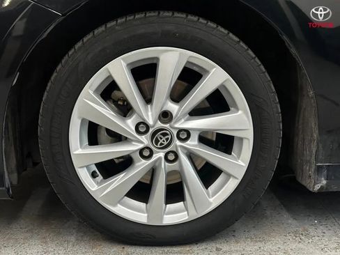Used 2022 Toyota Camry LE FWD image 33