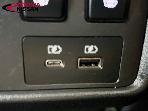 Used 2023 Nissan Rogue Platinum w/ Platinum Premium Package image 34