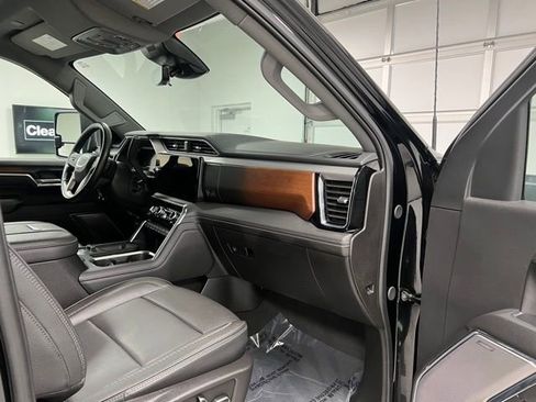 Used 2024 GMC Sierra 2500 Denali w/ Technology Package AWD/4WD image 52