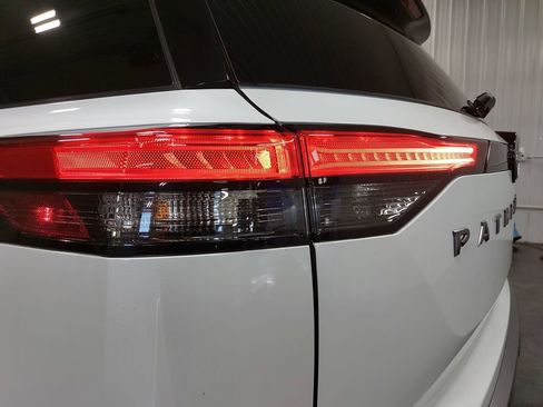 New 2026 Nissan Pathfinder SV AWD/4WD image 35